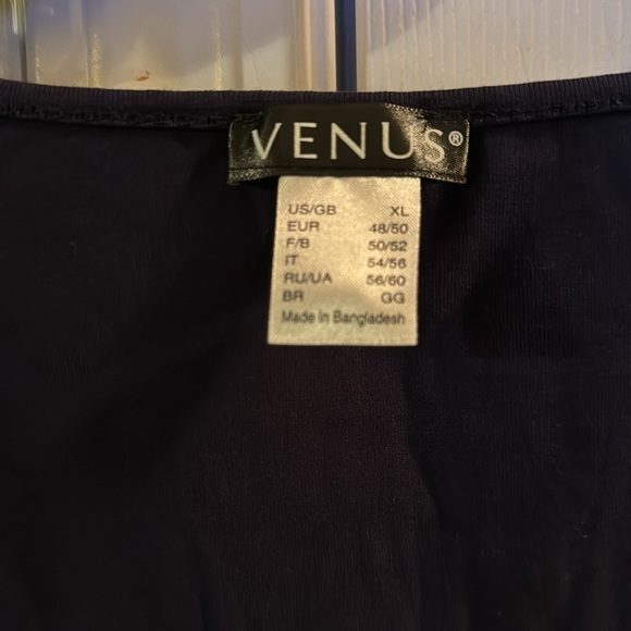 Venus Blouse - Picture 6 of 8
